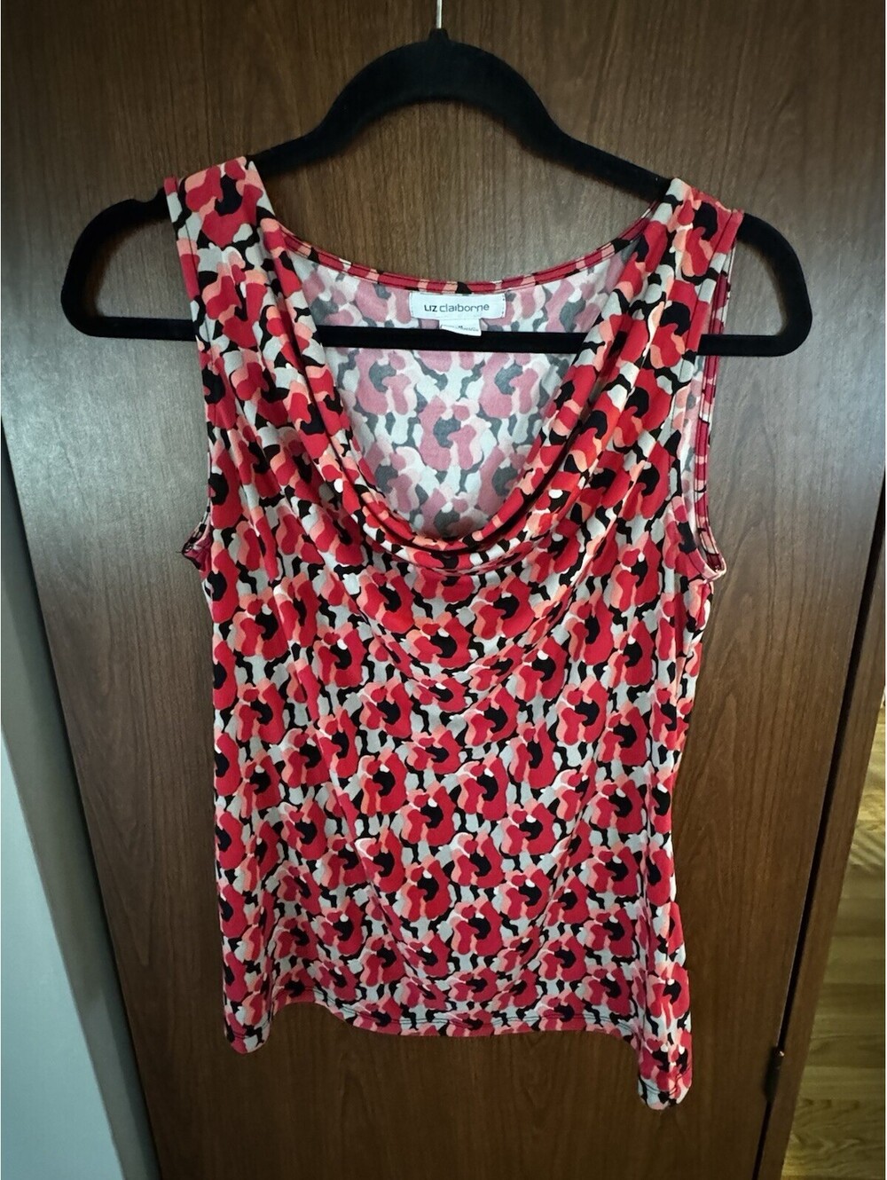 Liz Claiborne Women’s Cowl Neck Sleeveless Knit Top Pink Abstract Print Size M